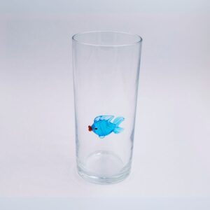 rakı bardağı üstünde mavi balık figürü Özel tasarım el yapımı dekoratif cam bardak