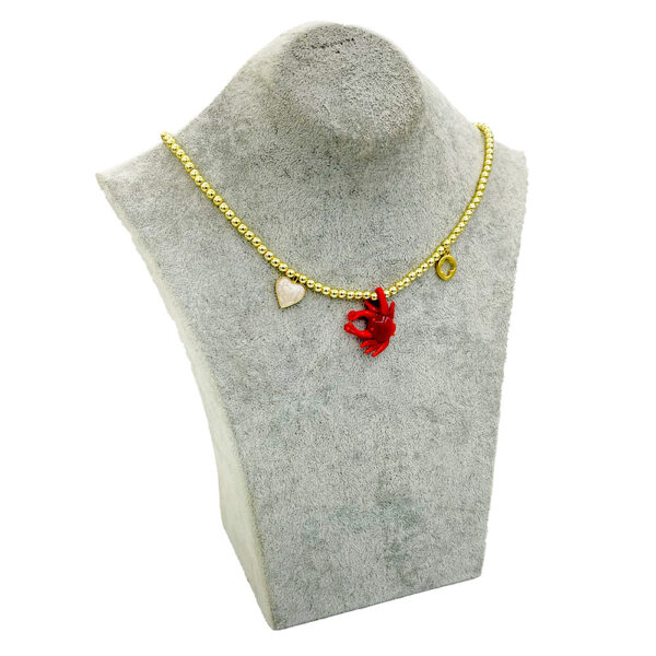 Sarı boncuklar cam değildir; hafif yapısıyla günlük kullanımda konfor sunar. Sarı boncuklar cam değildir; hafif yapısıyla günlük kullanımda konfor sunar.